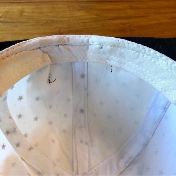 Jangannsa Bunny Rabbit Hat 🐰 - Picture 5 of 7